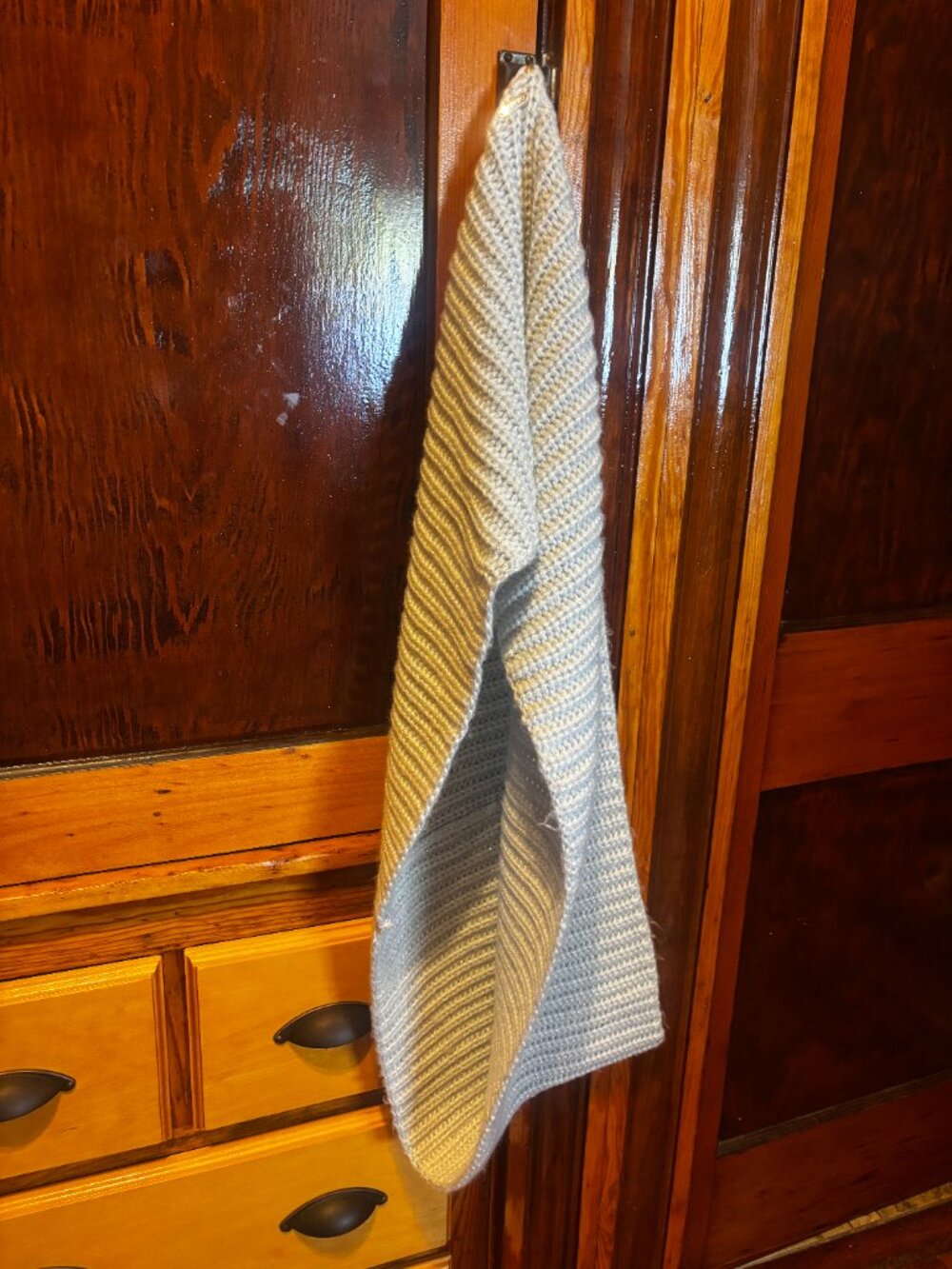 Calvin Klein Loop Chunky Knit Scarf Metallic White Lilac/Silver/Ivory Brand New